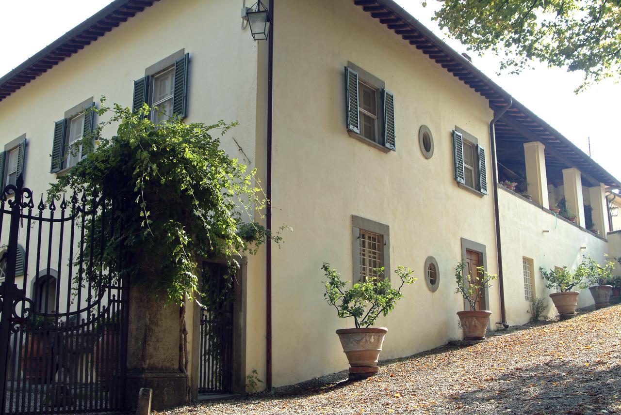 Tenuta Di Capezzana Bed and Breakfast Seano Exteriör bild