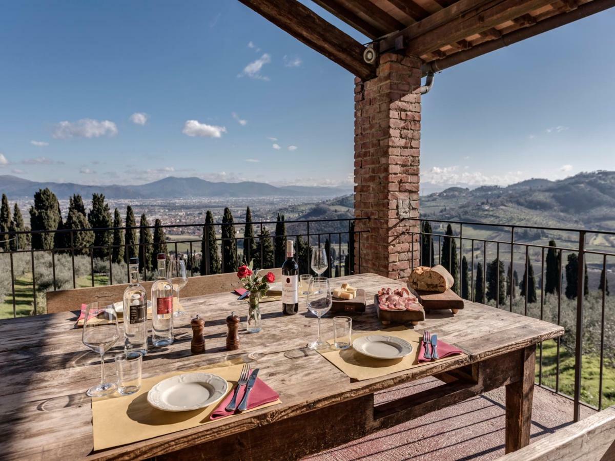Tenuta Di Capezzana Bed and Breakfast Seano Exteriör bild