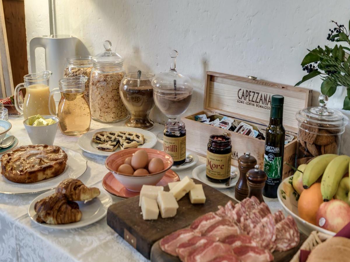 Tenuta Di Capezzana Bed and Breakfast Seano Exteriör bild